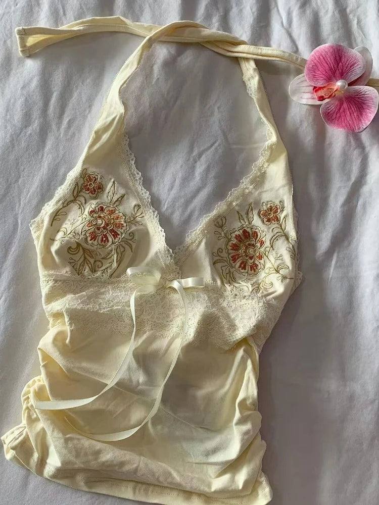 𝙎𝙪𝙜𝙖𝙧 𝘽𝙡𝙤𝙨𝙨𝙤𝙢 𝙇𝙖𝙘𝙚 𝘾𝙖𝙢𝙞